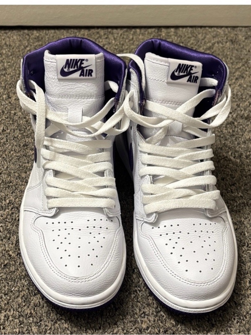 Nike High-Top Sneakers in White and Purple